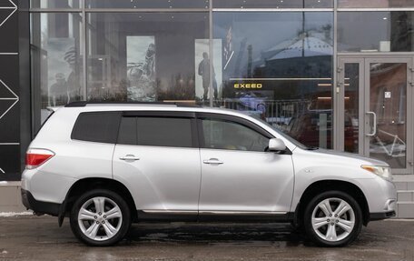 Toyota Highlander III, 2012 год, 2 050 000 рублей, 4 фотография