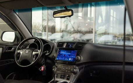 Toyota Highlander III, 2012 год, 2 050 000 рублей, 10 фотография