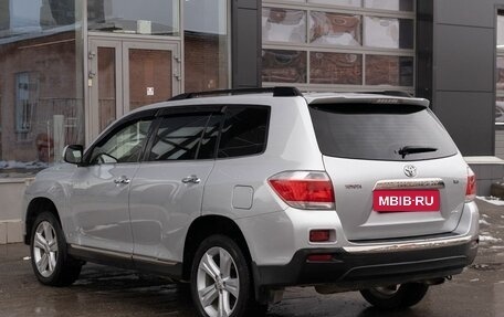 Toyota Highlander III, 2012 год, 2 050 000 рублей, 7 фотография