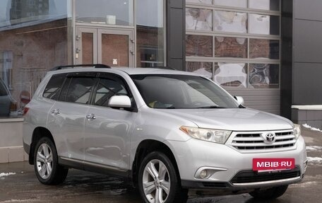 Toyota Highlander III, 2012 год, 2 050 000 рублей, 3 фотография
