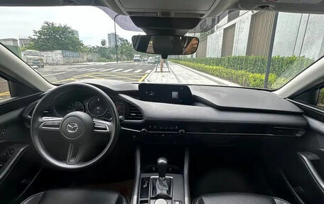 Mazda 3, 2022 год, 1 220 000 рублей, 10 фотография
