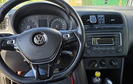 Volkswagen Polo VI (EU Market), 2016 год, 600 000 рублей, 3 фотография