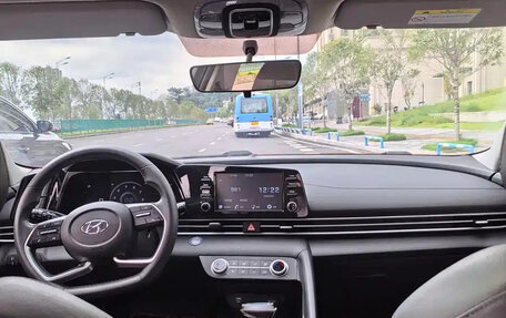 Hyundai Elantra, 2021 год, 1 265 000 рублей, 10 фотография