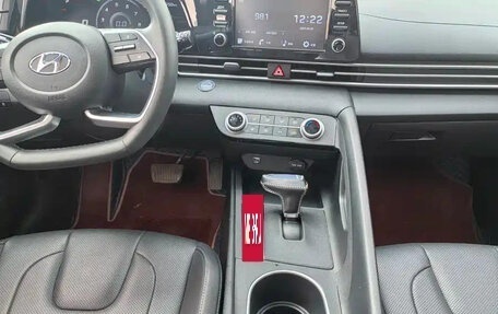 Hyundai Elantra, 2021 год, 1 265 000 рублей, 11 фотография