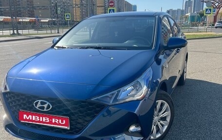 Hyundai Solaris II рестайлинг, 2021 год, 1 675 000 рублей, 1 фотография