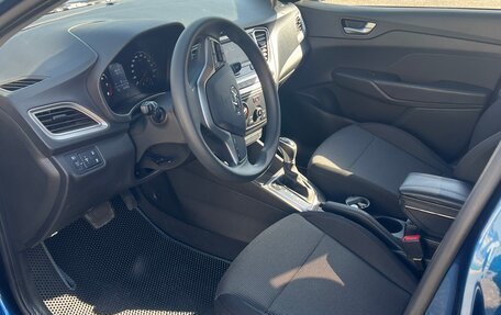 Hyundai Solaris II рестайлинг, 2021 год, 1 675 000 рублей, 5 фотография