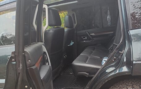 Mitsubishi Pajero IV, 2008 год, 997 000 рублей, 18 фотография