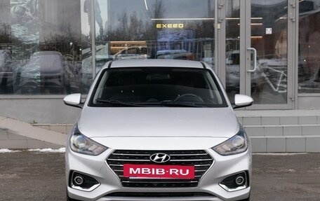 Hyundai Solaris II рестайлинг, 2017 год, 1 350 000 рублей, 2 фотография
