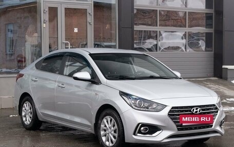 Hyundai Solaris II рестайлинг, 2017 год, 1 350 000 рублей, 3 фотография