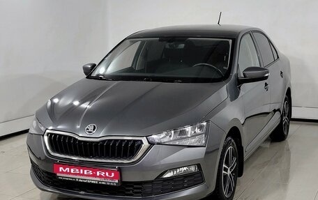 Skoda Rapid II, 2021 год, 1 650 000 рублей, 1 фотография
