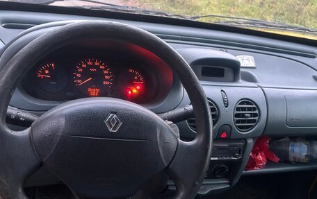 Renault Kangoo II рестайлинг, 2000 год, 165 000 рублей, 6 фотография