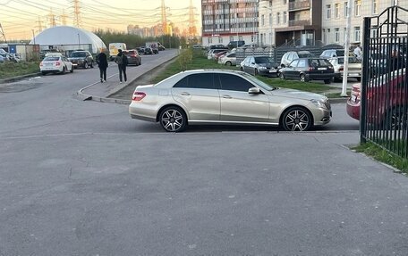 Mercedes-Benz E-Класс, 2009 год, 1 550 000 рублей, 1 фотография