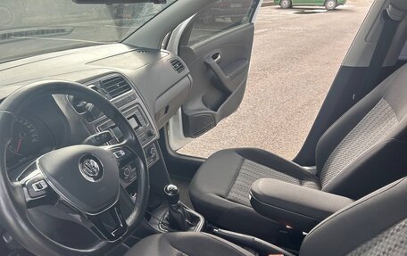 Volkswagen Polo VI (EU Market), 2019 год, 1 350 000 рублей, 14 фотография