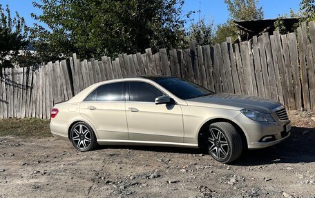 Mercedes-Benz E-Класс, 2009 год, 1 550 000 рублей, 2 фотография
