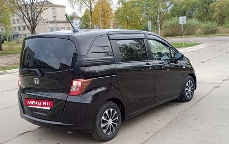 Honda Freed I, 2011 год, 950 000 рублей, 4 фотография