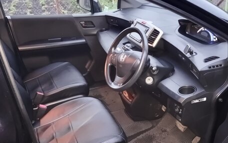 Honda Freed I, 2011 год, 950 000 рублей, 13 фотография