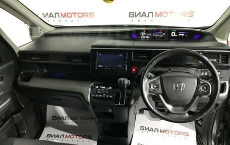 Honda Stepwgn IV, 2015 год, 1 920 000 рублей, 6 фотография
