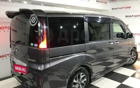 Honda Stepwgn IV, 2015 год, 1 920 000 рублей, 2 фотография