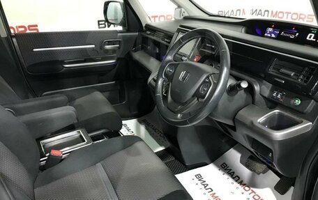 Honda Stepwgn IV, 2015 год, 1 920 000 рублей, 11 фотография