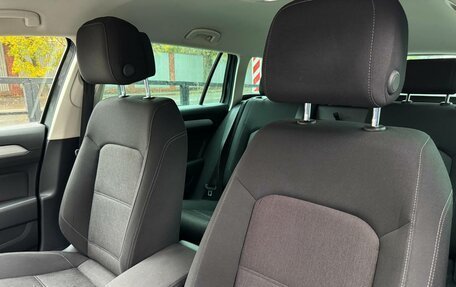 Volkswagen Passat B8 рестайлинг, 2015 год, 1 647 000 рублей, 15 фотография