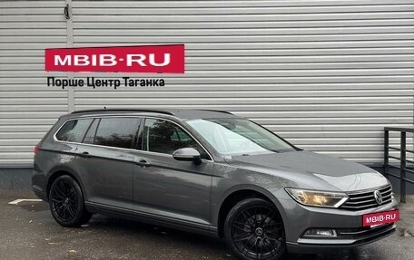 Volkswagen Passat B8 рестайлинг, 2015 год, 1 647 000 рублей, 3 фотография