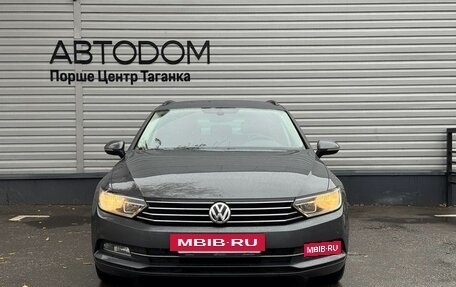 Volkswagen Passat B8 рестайлинг, 2015 год, 1 647 000 рублей, 2 фотография