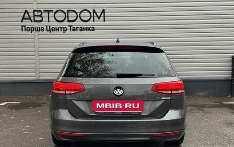 Volkswagen Passat B8 рестайлинг, 2015 год, 1 647 000 рублей, 8 фотография