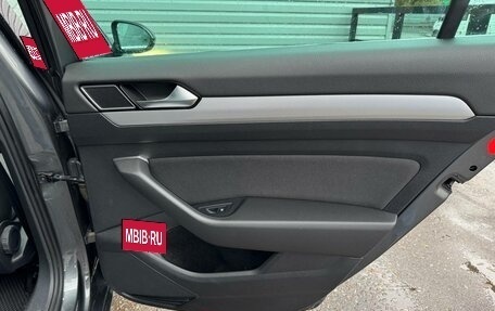 Volkswagen Passat B8 рестайлинг, 2015 год, 1 647 000 рублей, 25 фотография