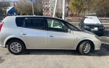 Toyota Opa I рестайлинг, 2002 год, 420 000 рублей, 2 фотография