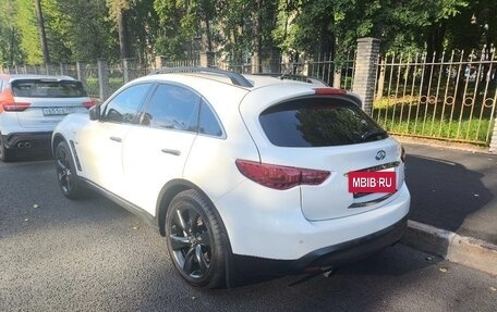 Infiniti QX70, 2014 год, 2 000 000 рублей, 8 фотография