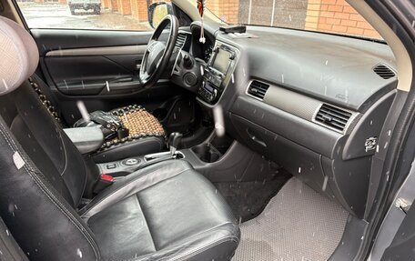 Mitsubishi Outlander III рестайлинг 3, 2012 год, 1 550 000 рублей, 1 фотография