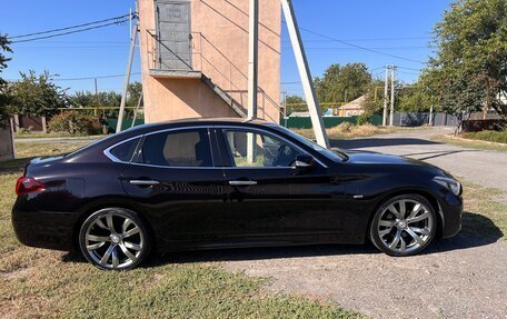 Infiniti Q70 I, 2016 год, 2 170 000 рублей, 3 фотография