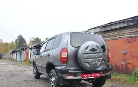 Chevrolet Niva I рестайлинг, 2006 год, 250 000 рублей, 5 фотография
