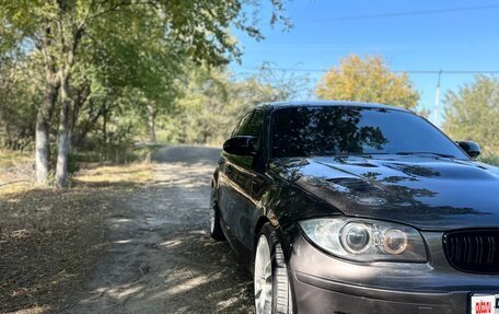 BMW 1 серия, 2008 год, 1 200 000 рублей, 3 фотография