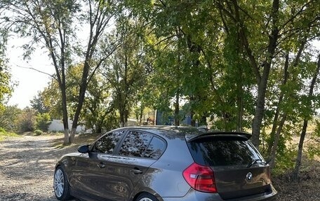 BMW 1 серия, 2008 год, 1 200 000 рублей, 2 фотография