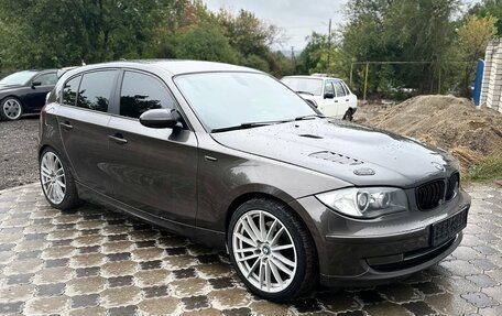 BMW 1 серия, 2008 год, 1 200 000 рублей, 6 фотография
