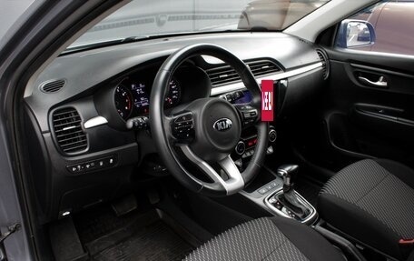 KIA Rio IV, 2018 год, 1 620 000 рублей, 6 фотография