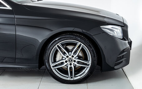 Mercedes-Benz E-Класс, 2018 год, 3 100 000 рублей, 6 фотография
