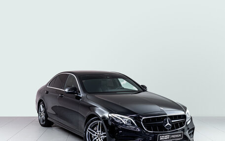 Mercedes-Benz E-Класс, 2018 год, 3 100 000 рублей, 13 фотография