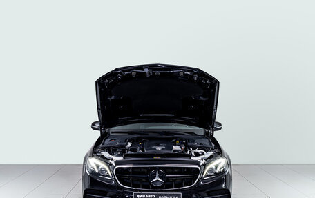 Mercedes-Benz E-Класс, 2018 год, 3 100 000 рублей, 14 фотография