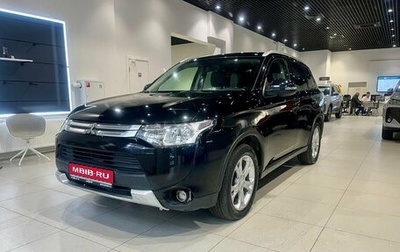 Mitsubishi Outlander III рестайлинг 3, 2014 год, 1 500 000 рублей, 1 фотография