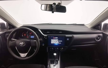 Toyota Corolla, 2018 год, 1 400 777 рублей, 6 фотография