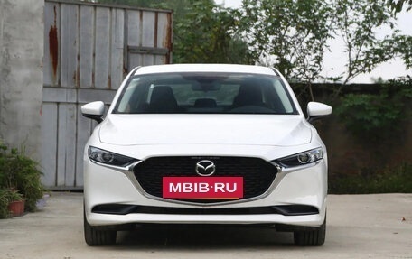 Mazda 3, 2023 год, 1 970 000 рублей, 2 фотография
