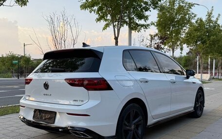 Volkswagen Golf VIII, 2022 год, 2 000 000 рублей, 4 фотография