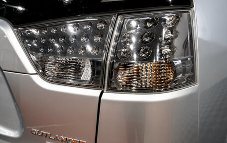 Mitsubishi Outlander III рестайлинг 3, 2007 год, 1 299 000 рублей, 9 фотография