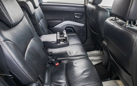 Mitsubishi Outlander III рестайлинг 3, 2007 год, 1 299 000 рублей, 27 фотография