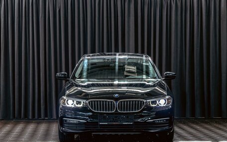 BMW 5 серия, 2018 год, 2 595 000 рублей, 2 фотография