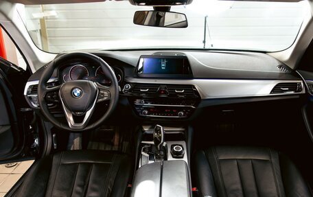 BMW 5 серия, 2018 год, 2 595 000 рублей, 16 фотография