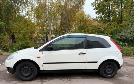 Ford Fiesta, 2004 год, 270 000 рублей, 2 фотография