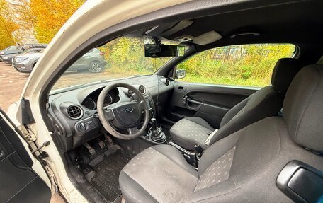 Ford Fiesta, 2004 год, 270 000 рублей, 7 фотография